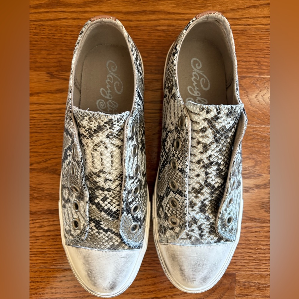 Naughty Monkey Snake Print Sneakers - Black and White